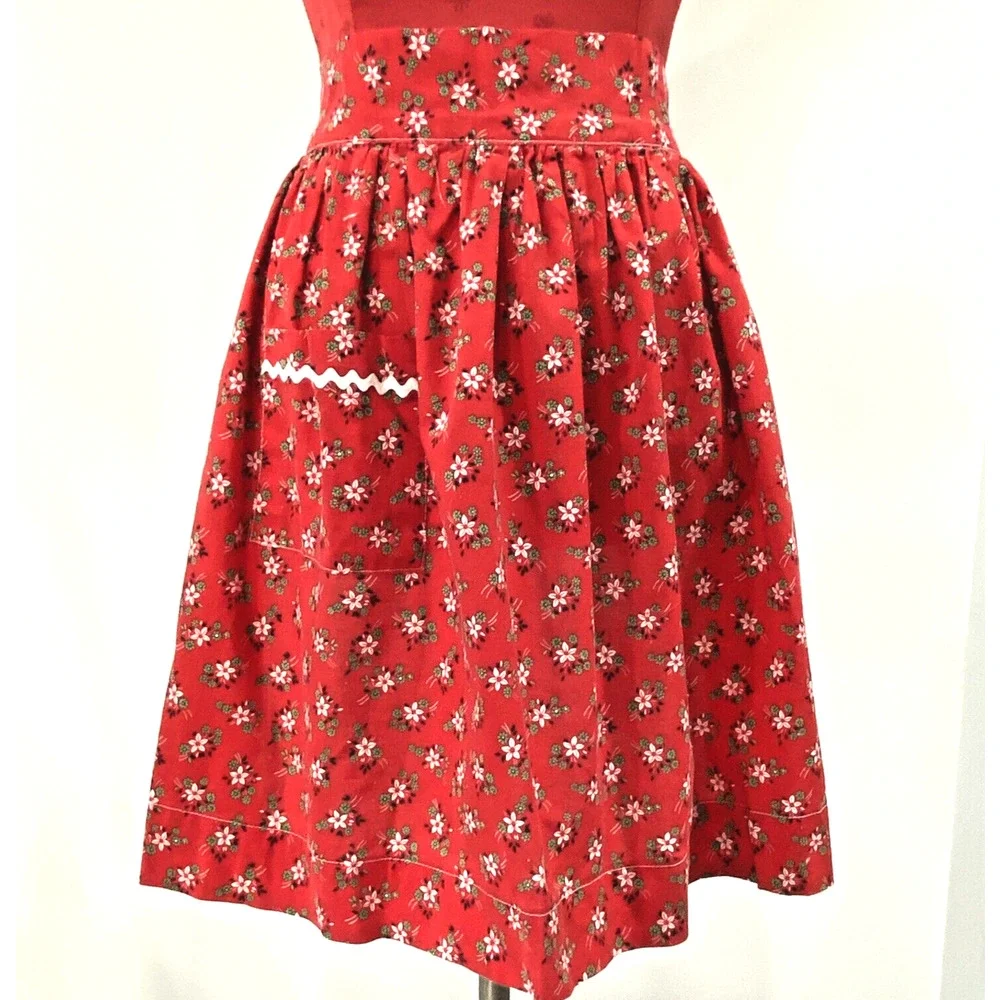 Vintage Handmade Half Apron Printed Cotton Farmhouse Red White Floral Pocket OS